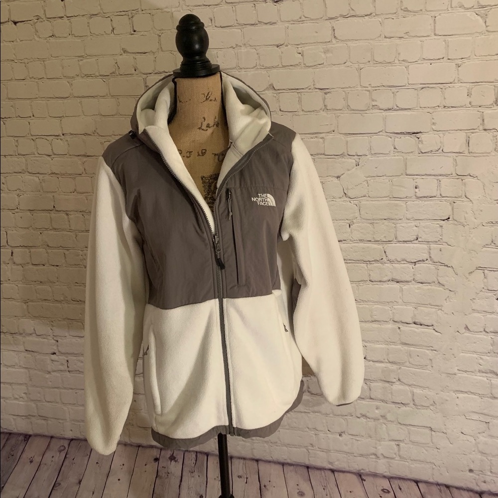 North Face White & Gray Hooded Denali, XL Women’s